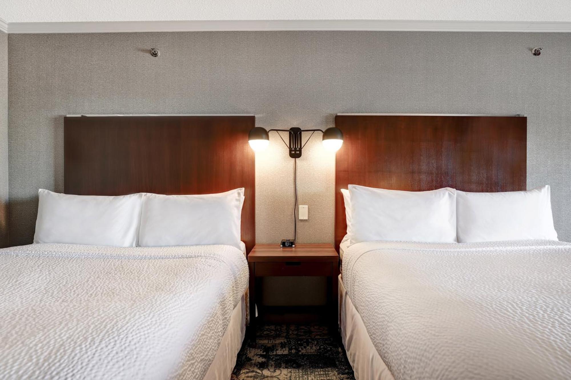 Four Points By Sheraton Toronto Μισισάουγκα Εξωτερικό φωτογραφία